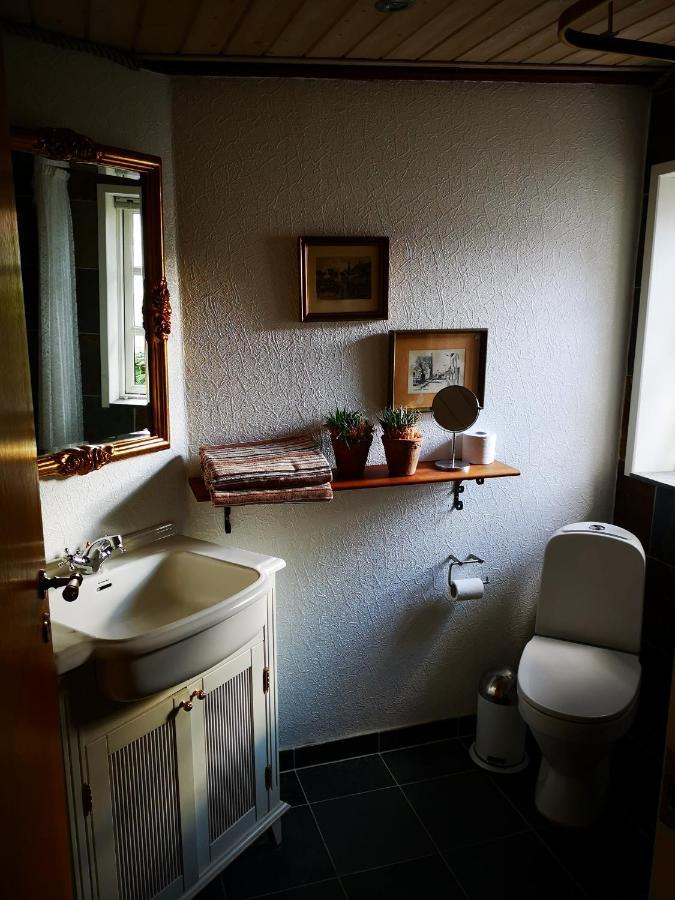Gaeste Anneks Hos Hanne イェリング エクステリア 写真
